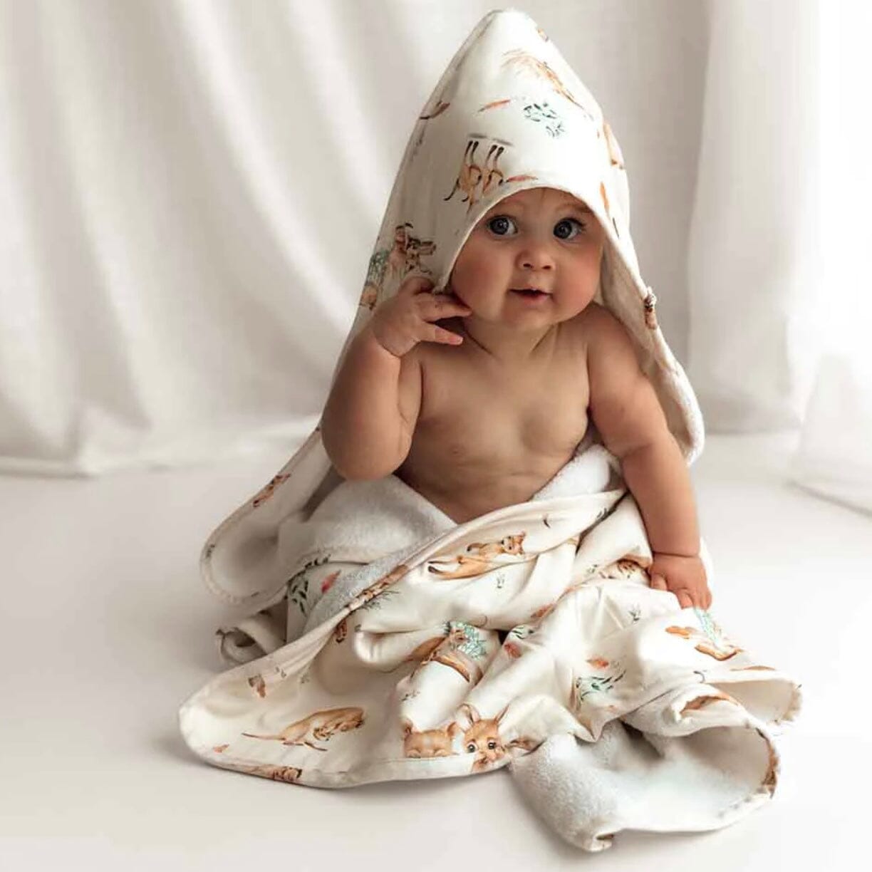 Kanga Organic Hooded Baby Towel Snuggle Hunny 
