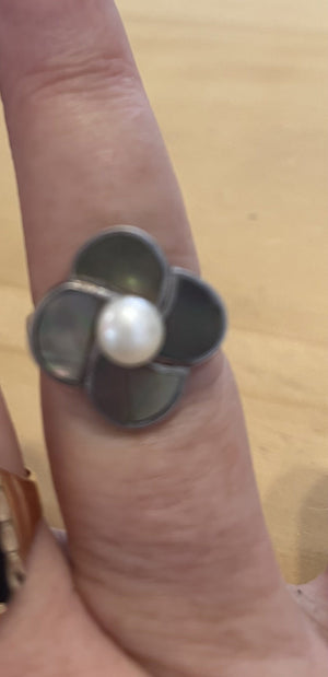 Cultured Pearl 925 flower ring INDIGO ATTIC 